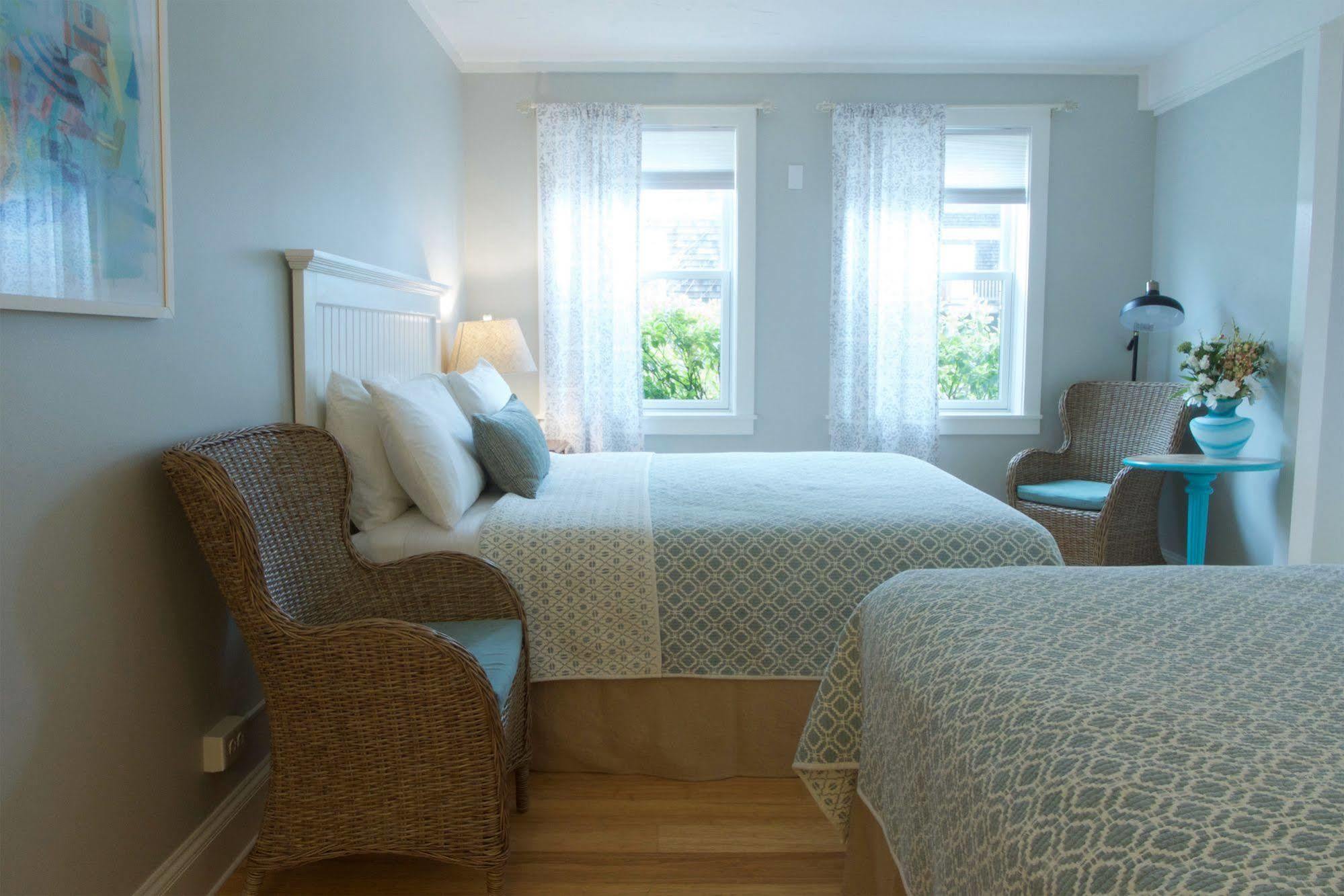 Madison Inn 오크블러프스 외부 사진